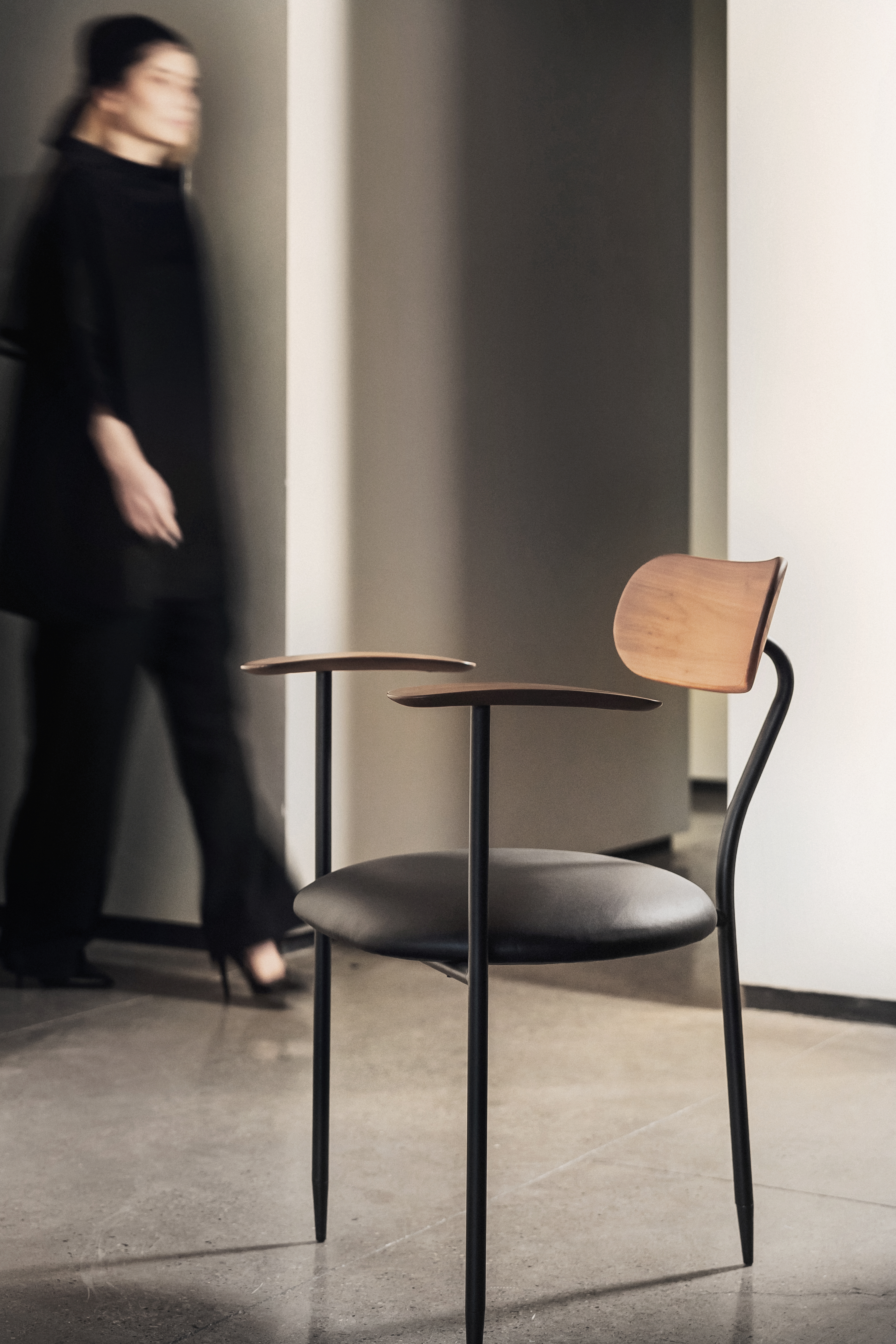 Cohen Chair full view